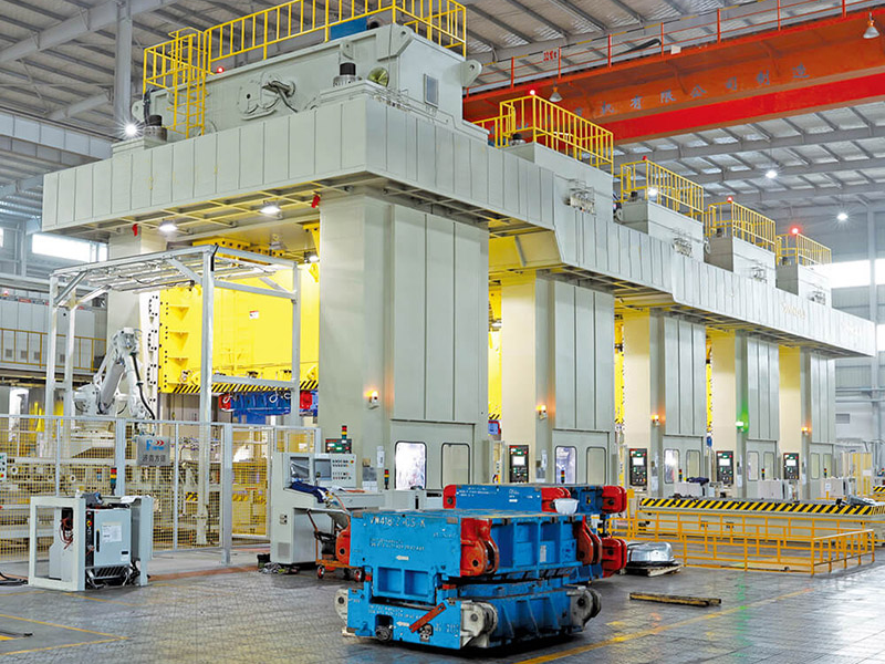 Straight Four Point Multi-link Press