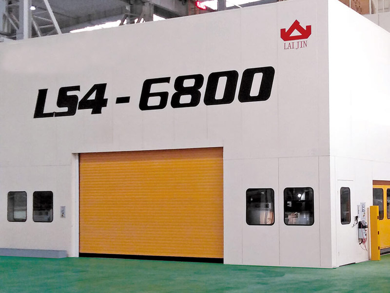 Straight Four Point Multi-link Press