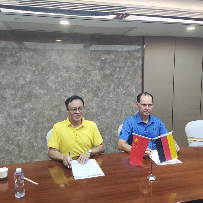 Photos of overseas cooperation