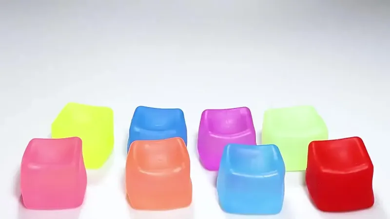 New Arrival Calming Sensory Squeeze Balls 3D Rubber Fidget Toy Kids Adults Effective Anxiety Stress Relief Squishy Ice Cube