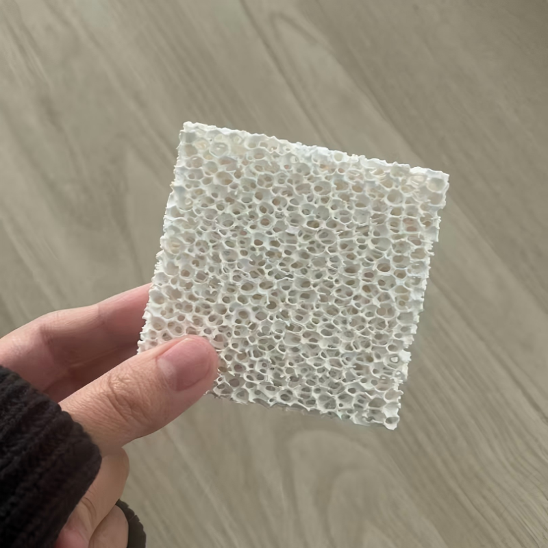 Filtro cerâmico de espuma de alumina