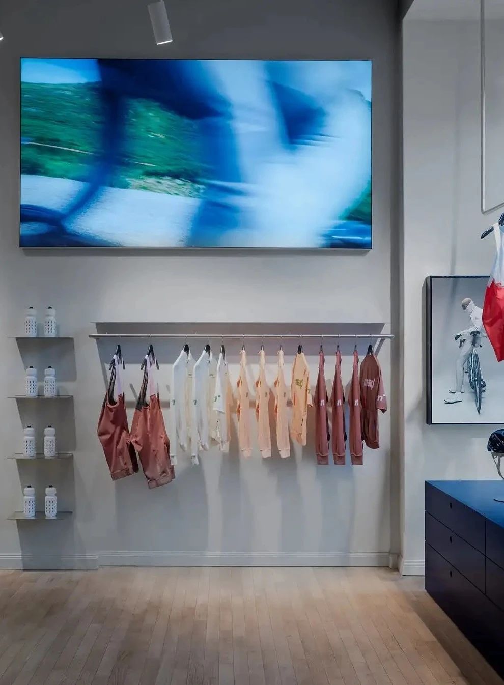 electronic screens electronic screens