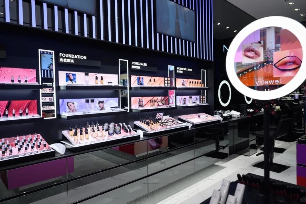 LCD screens LCD screens