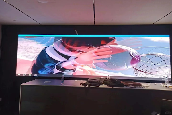 Strip Screens Break The Rules