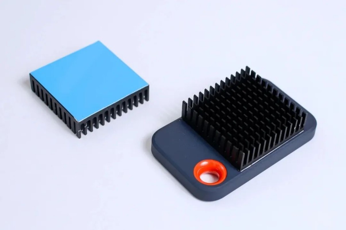 retail store display screens