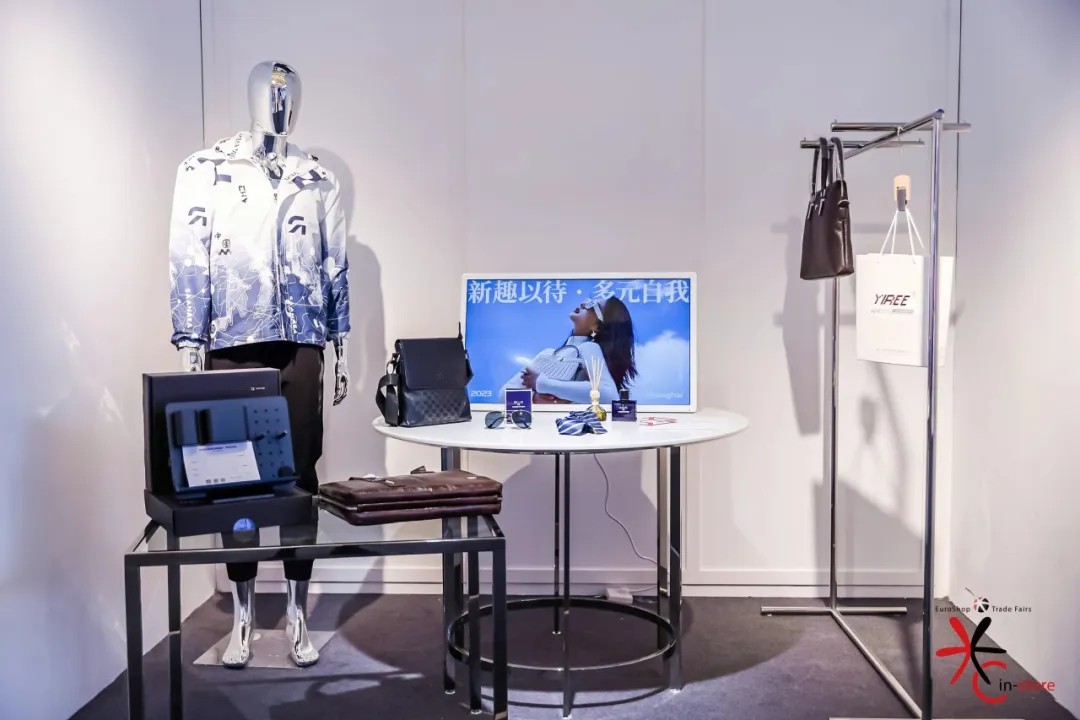 Small Screens Are Sufficient