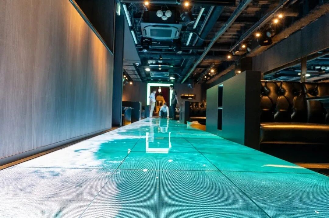 LED floor screens