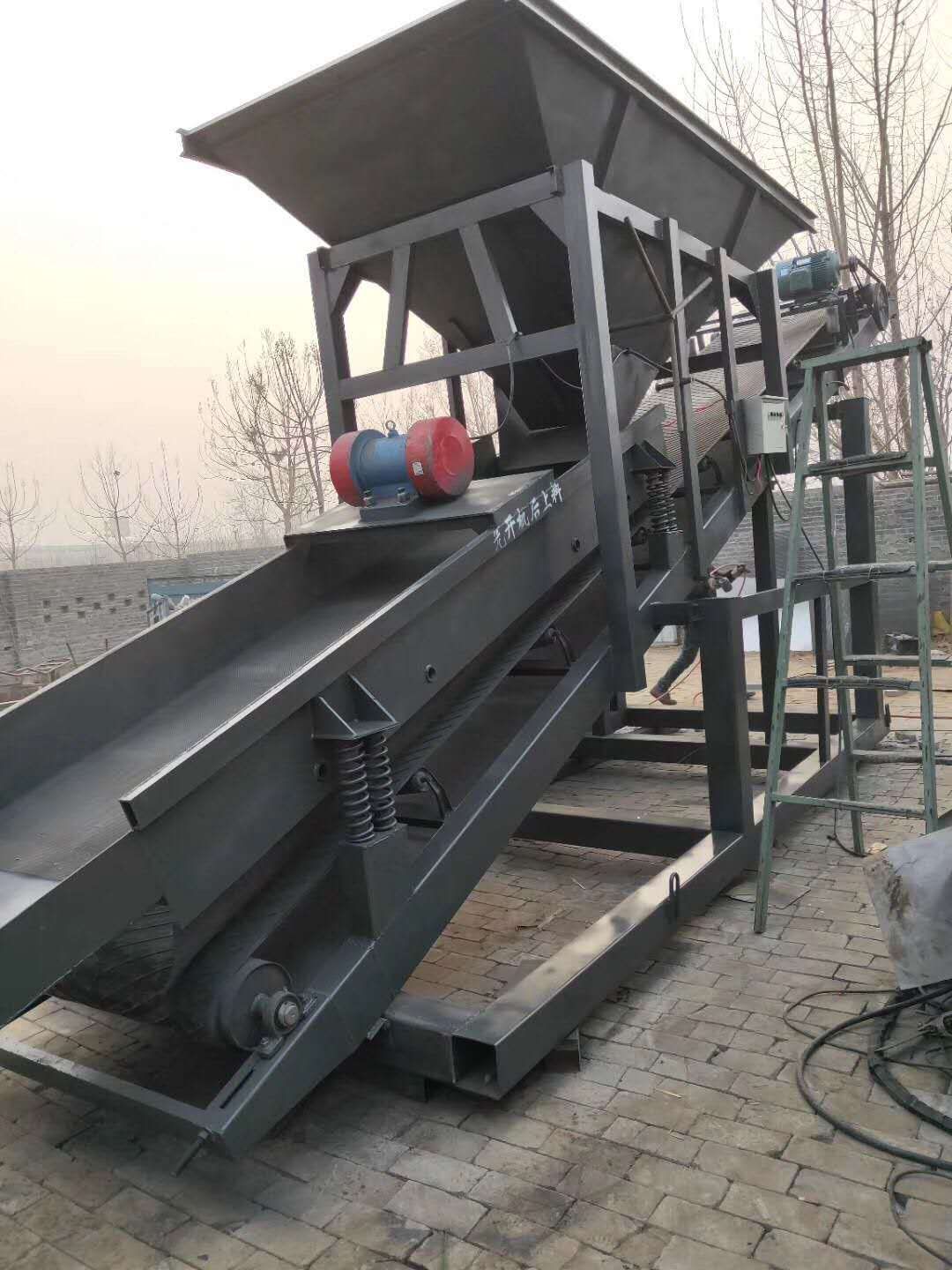 Vertical Sand Screening Machine