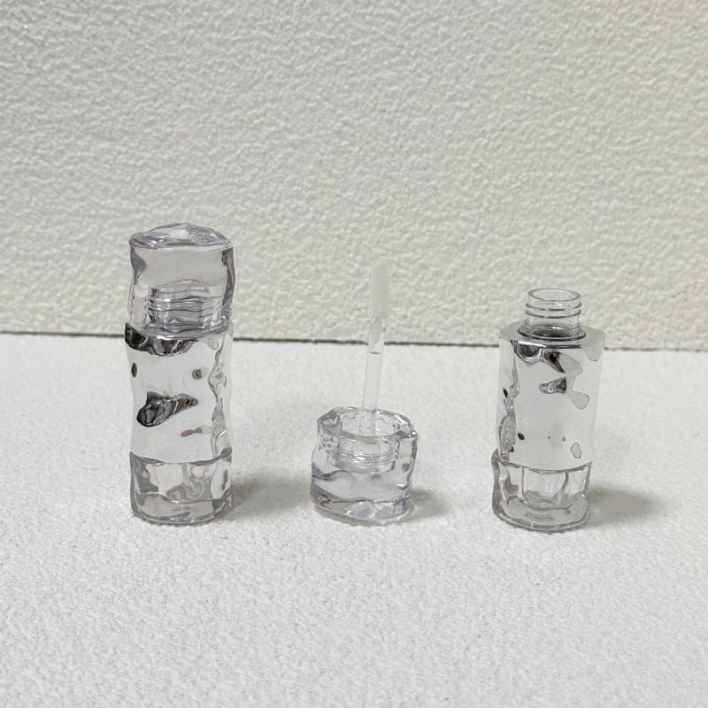 Wavy Unique Lip Gloss Bottle Luxury Custom Silver Lip Gloss Tubes Private Label Metallic Injection Tube De Brillant à Lèvres