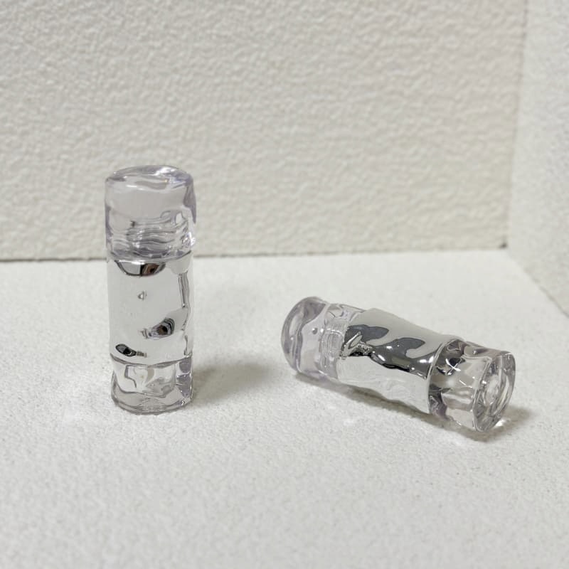 Wavy Unique Lip Gloss Bottle Luxury Custom Silver Lip Gloss Tubes Private Label Metallic Injection Tube De Brillant à Lèvres