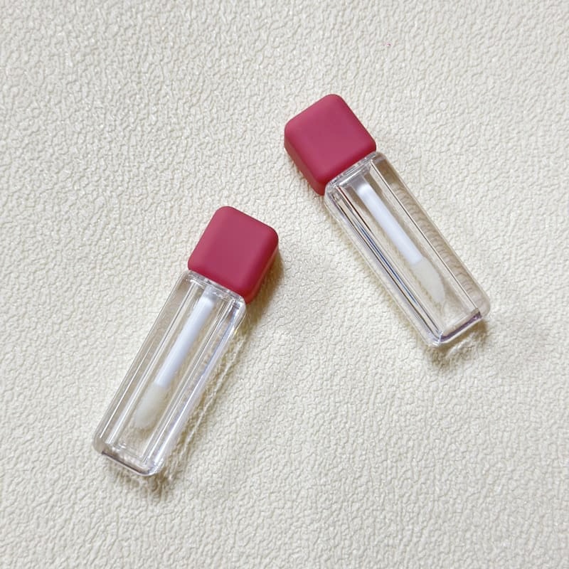 Aochuang Pack Square Lip Gloss Tube – Custom Plastic Lip Oil Container | Lipgloss Packaging Manufacturer & Supplier China