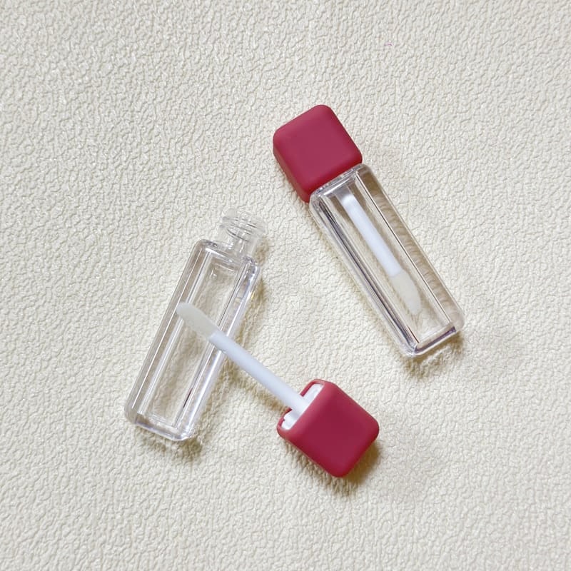Aochuang Pack Square Lip Gloss Tube – Custom Plastic Lip Oil Container | Lipgloss Packaging Manufacturer & Supplier China