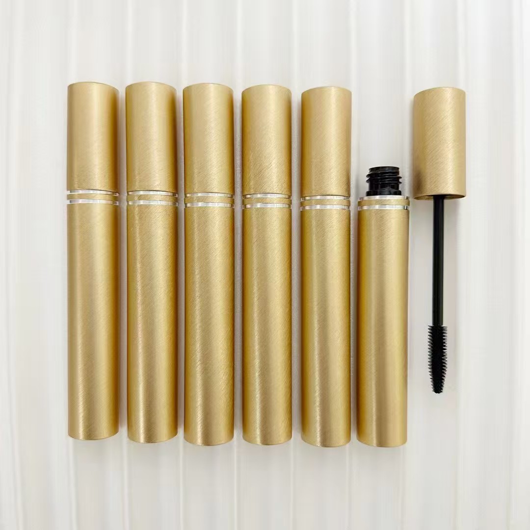 Anodized lip gloss packaging