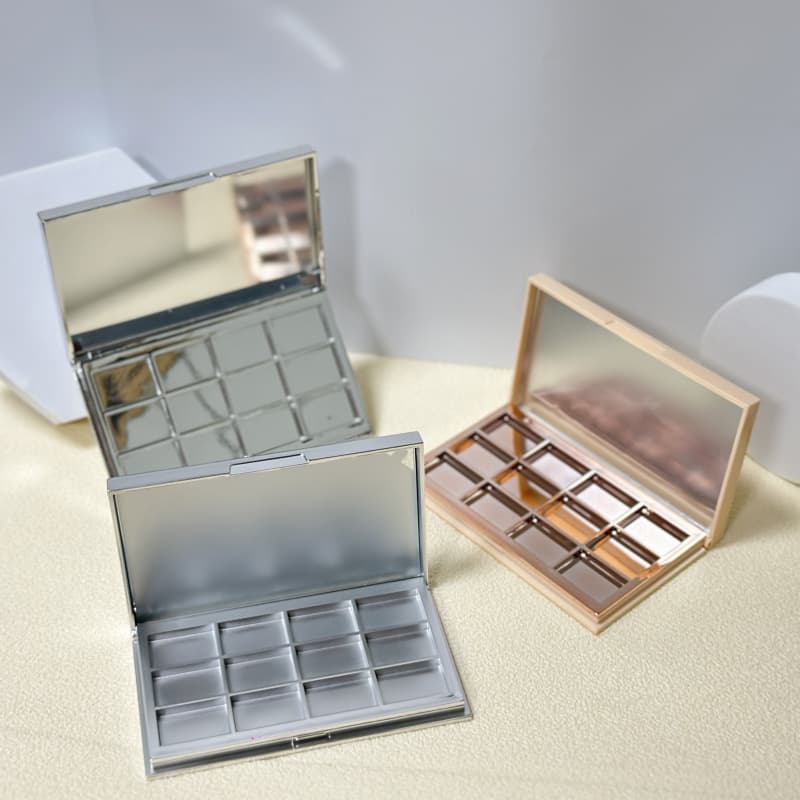 12 Color Eyeshadow Palette – Luxury Metallic Electroplated Compact | Custom Makeup Packaging Manufacturer China 12 Color Eyeshadow Palette – Luxury Metallic Electroplated Compact | Custom Makeup Packaging Manufacturer China