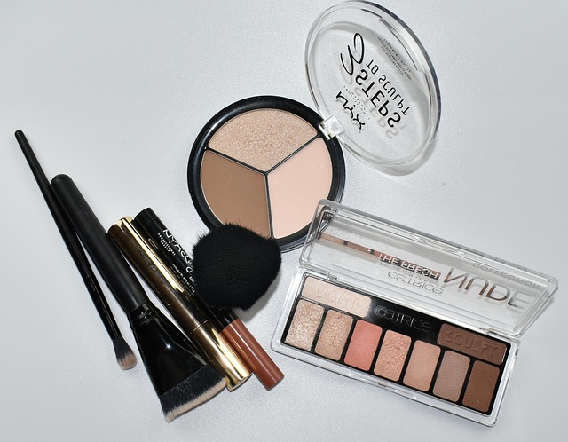Injection Molding: The Structural Foundation and Cost Core of Cosmetic Packaging