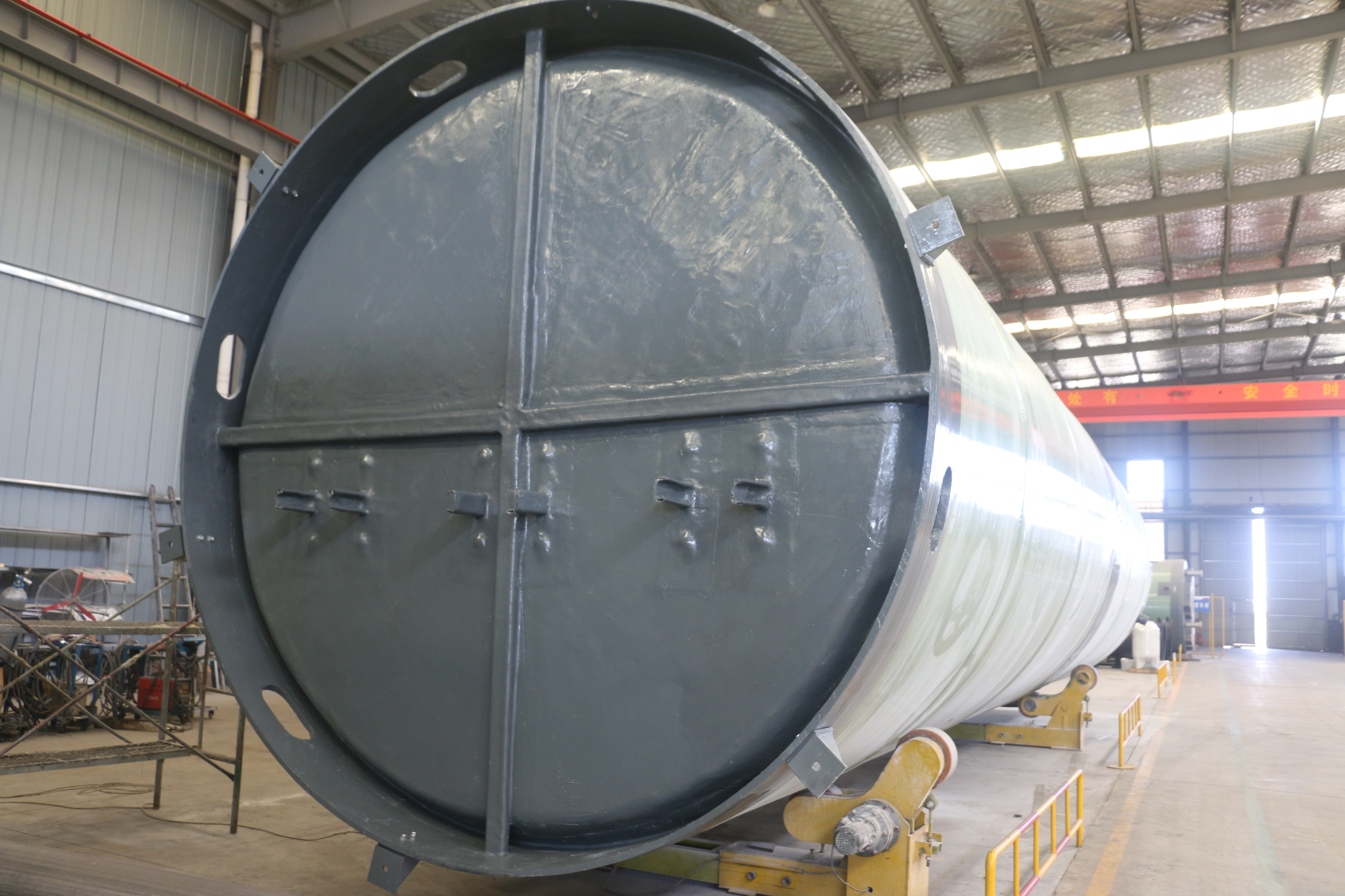 Integrated pumping station