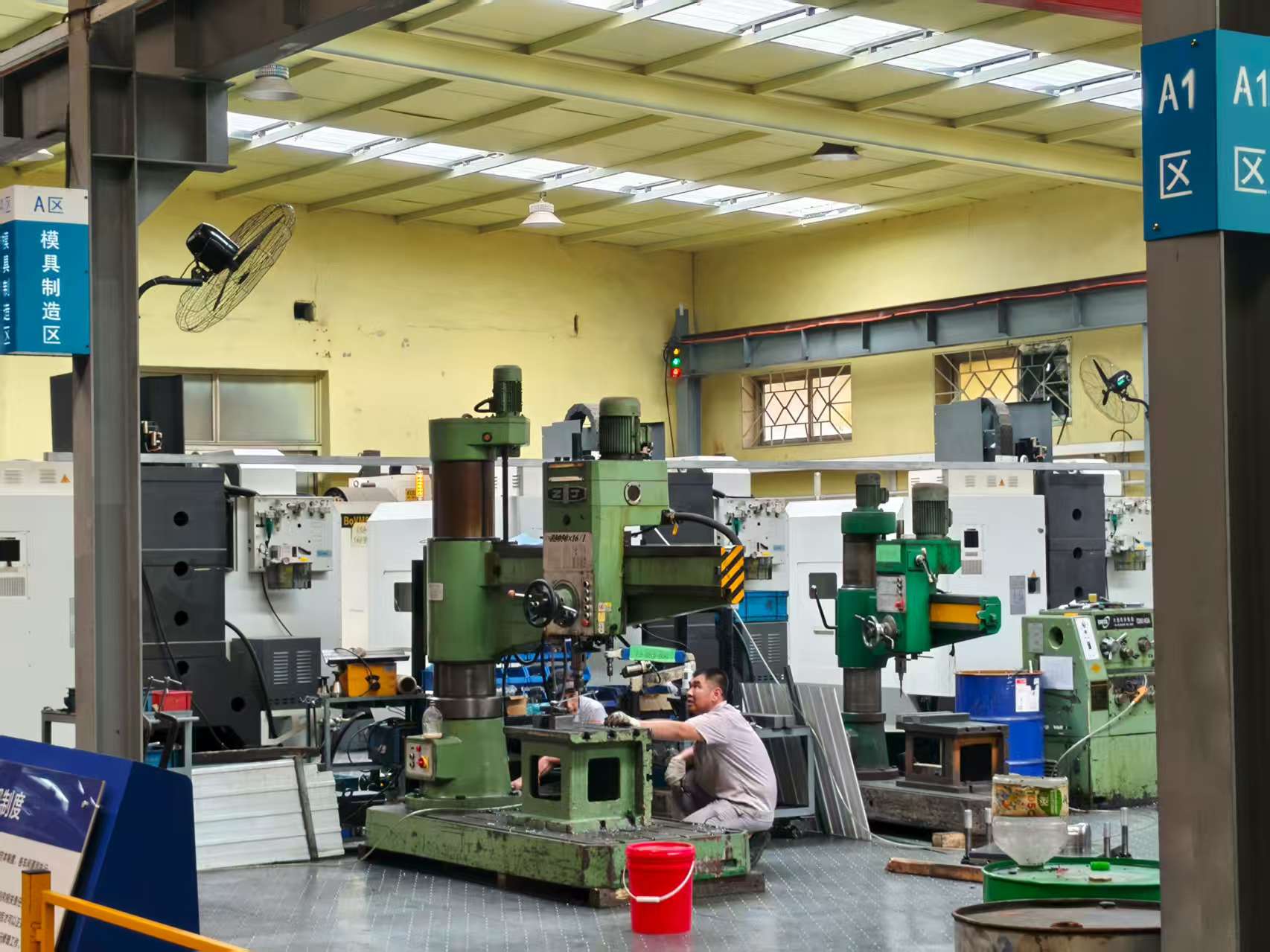 Aluminum pressure die casting parts