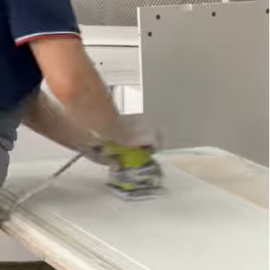 On-site photos of the display cabinet workshop