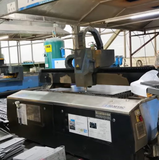 Ever had gondola racks so wobbly they make your products CRASH? Total nightmare, right?