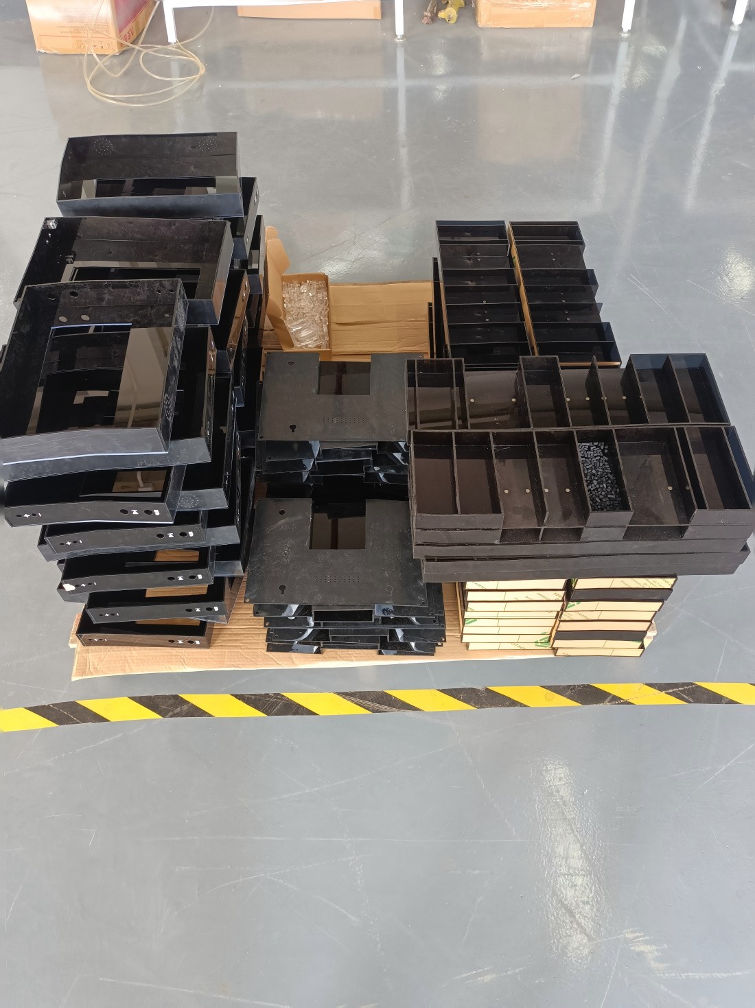 mobile accessory display stand