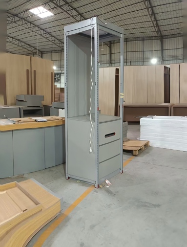 Finished display cabinets were loaded onto a 40 feet container