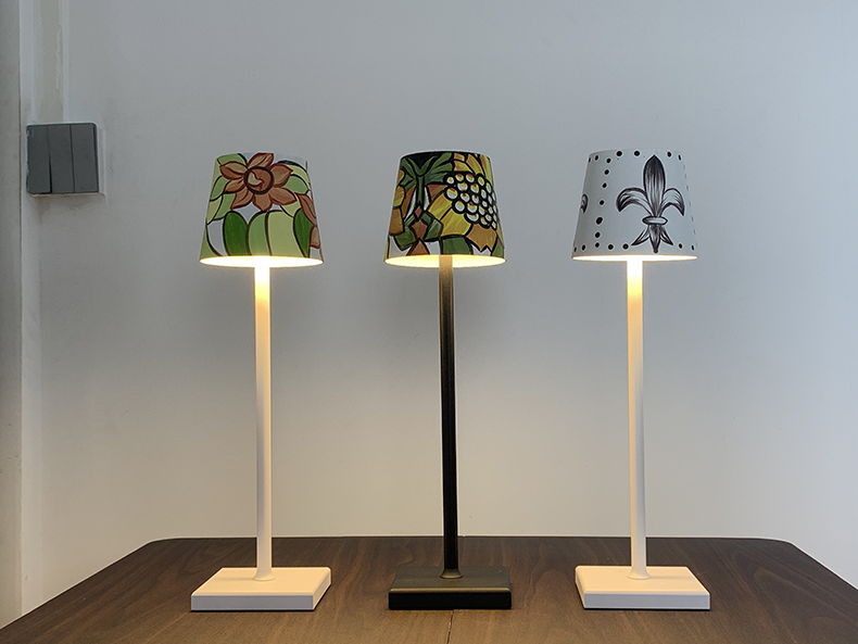 decorative table lamp