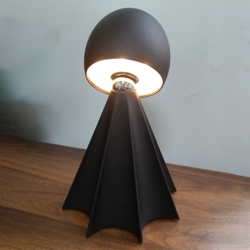 Three-color Touch Magnetic Desk Lamp