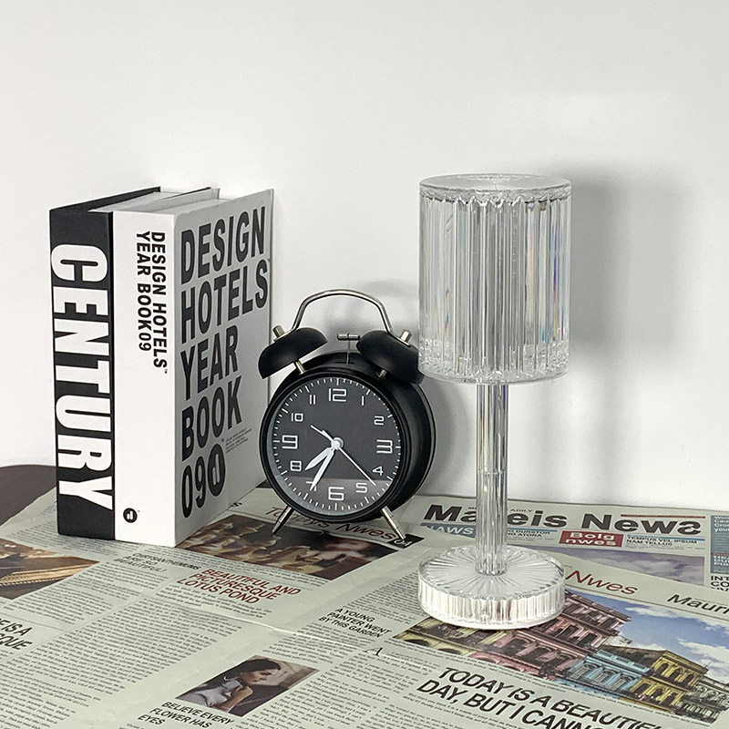 Modern Crystal Acrylic Decorative Table Lamp For Bedroom