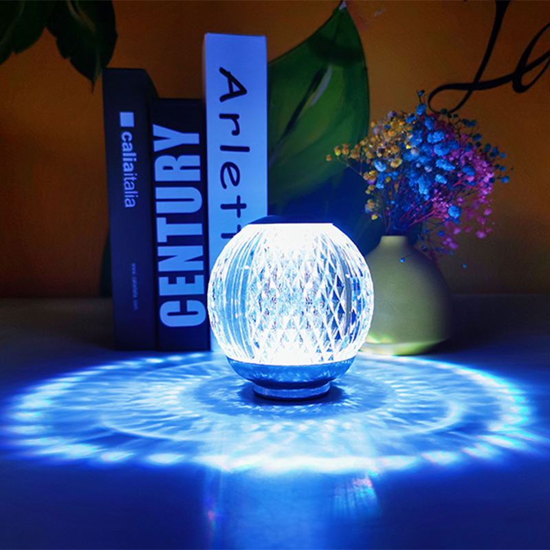 Luxury High-end Crystal Brick Decorative Atmosphere Table Lamp