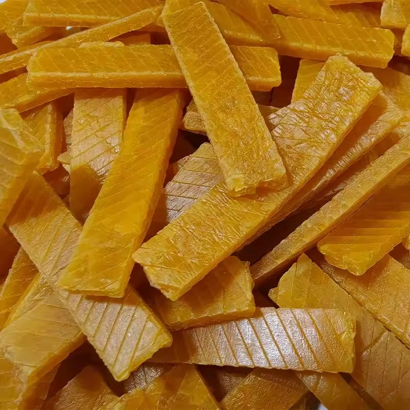 Hot Selling Factory Direct Sales, Large Quantities of Spot Red Harry Fried Puffed Food Wholesale