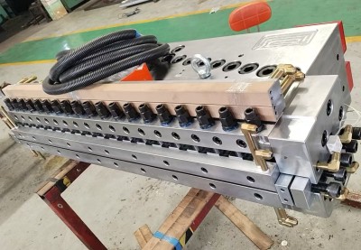 PVC WPC Wood Plastic Composite Profile Extrusion Line Making Machine