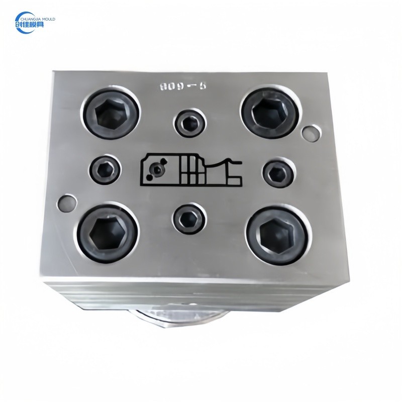 High Quality Cheap Price UPVC Decorative Line Moulds Double Hung Door and Window Profiles Single Hung PVC Windows