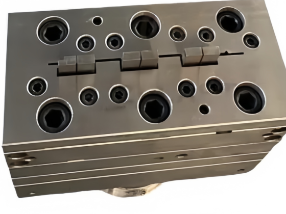 Great Wall Panel Extrusion Mold PVC WPC Foaming Household Appliance Tooling Steel and Plastic Material Polishing Finish