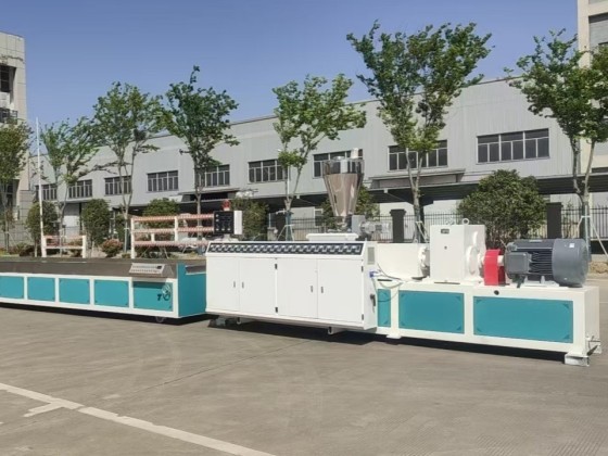 GERUI Customized Plastic Wood Making Machine WPC PVC windows Profile Extrusion Production Line