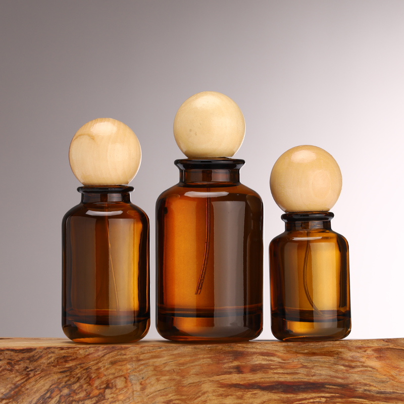 Round Glass Perfume Bottle With Fine Spray