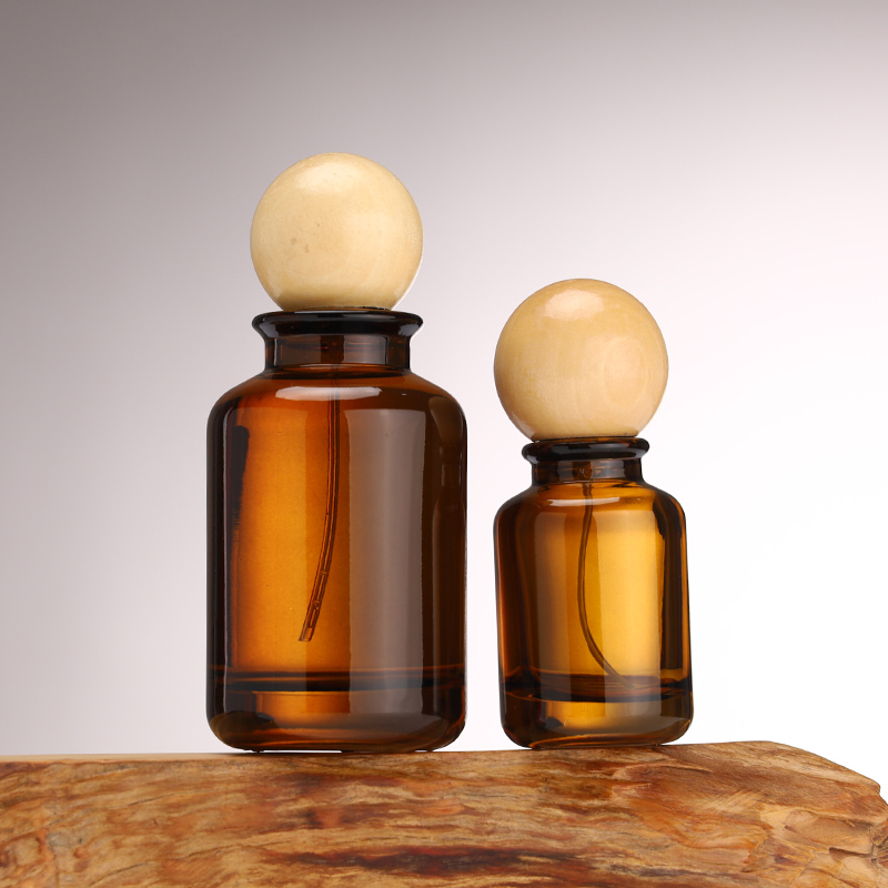 Round Glass Perfume Bottle With Fine Spray