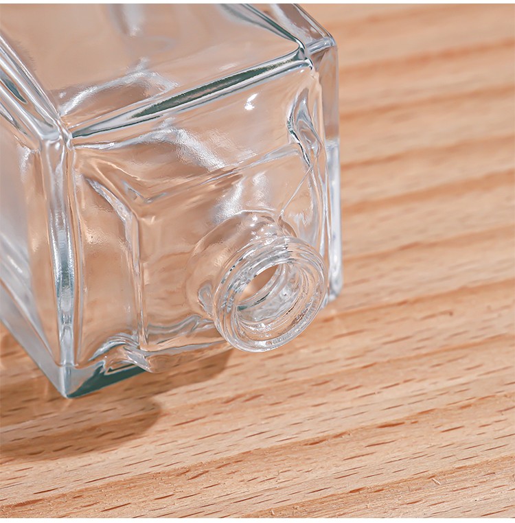luxury square perfume bottle