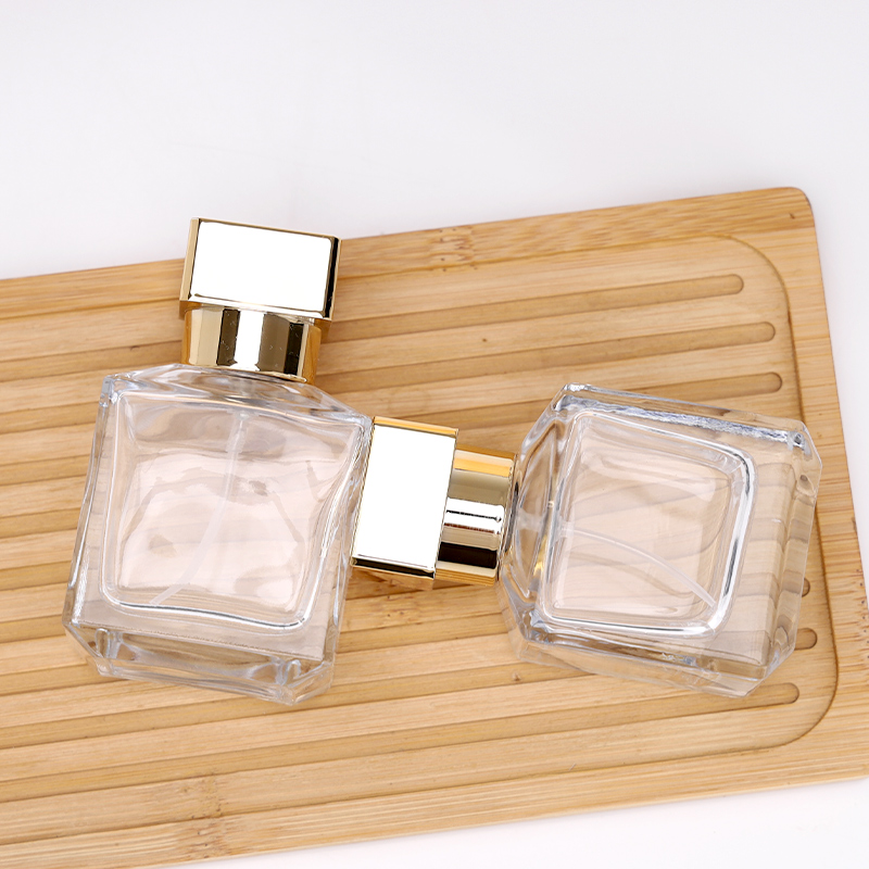 Elegant Crystal Glass Perfume Bottle With Custom Logo