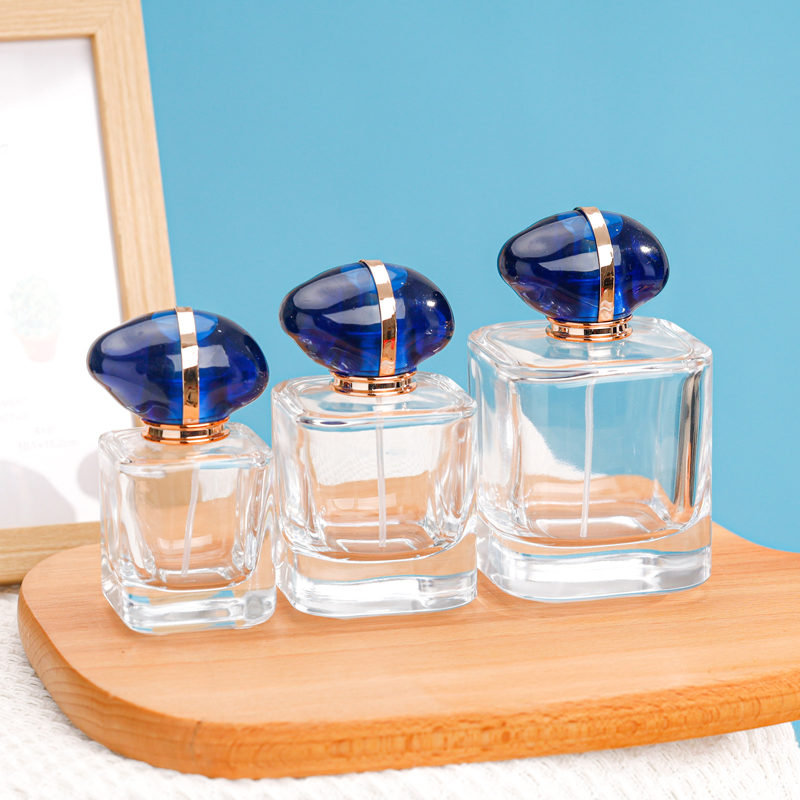 Refillable Crystal Style Perfume Bottle With Silver Cap