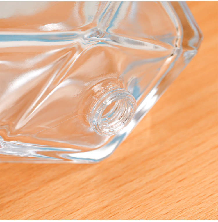 custom cap for perfume bottle