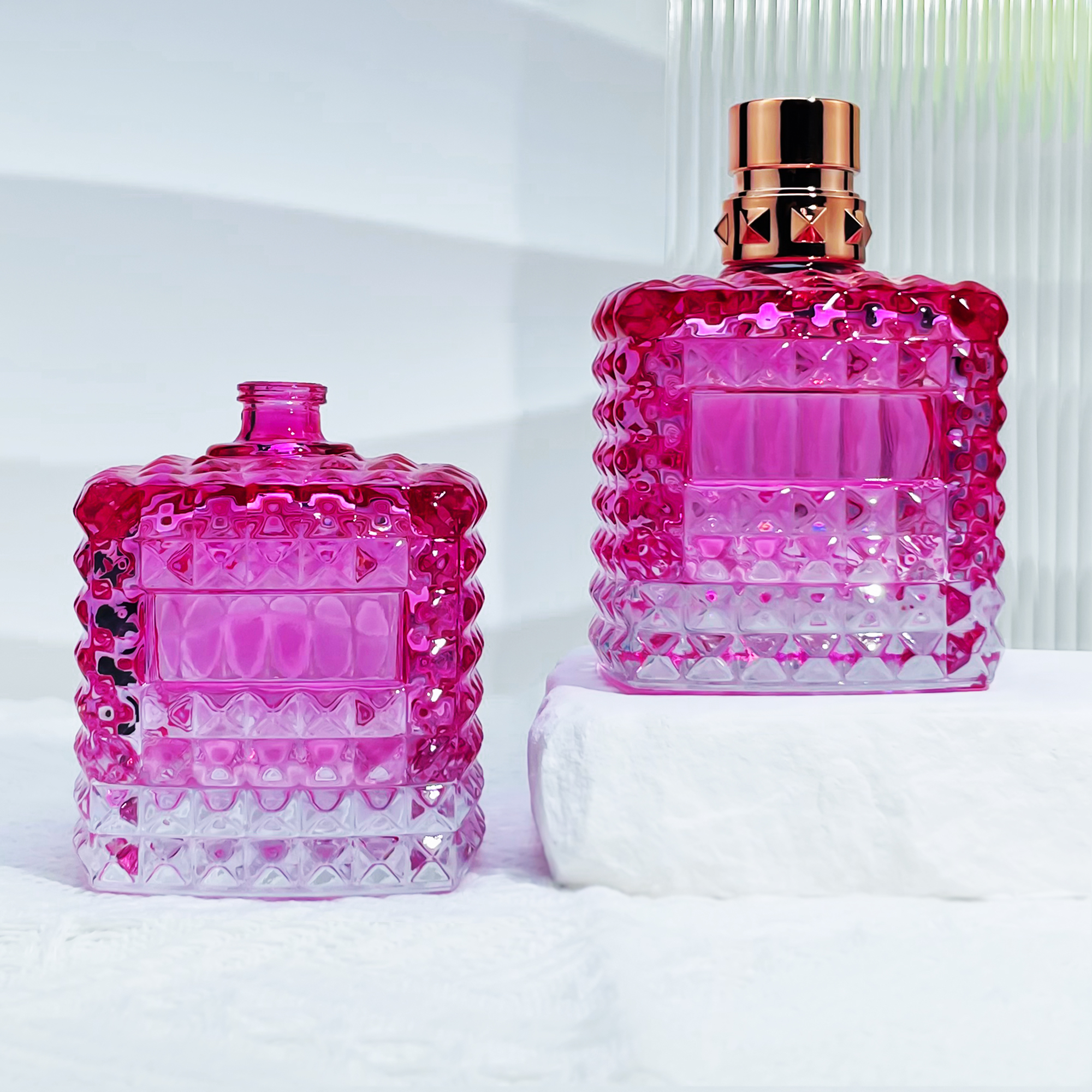 Luxury Crystal Perfume Bottle With Diamond Cut Glass