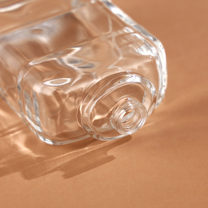 50ml Refillable Glass Perfume Bottle With Gold Atomizer