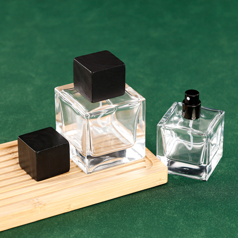 Compact 50ml Perfume Bottle With Custom Cap For Premium