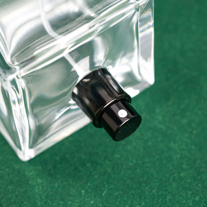 compact 50ml perfume bottle