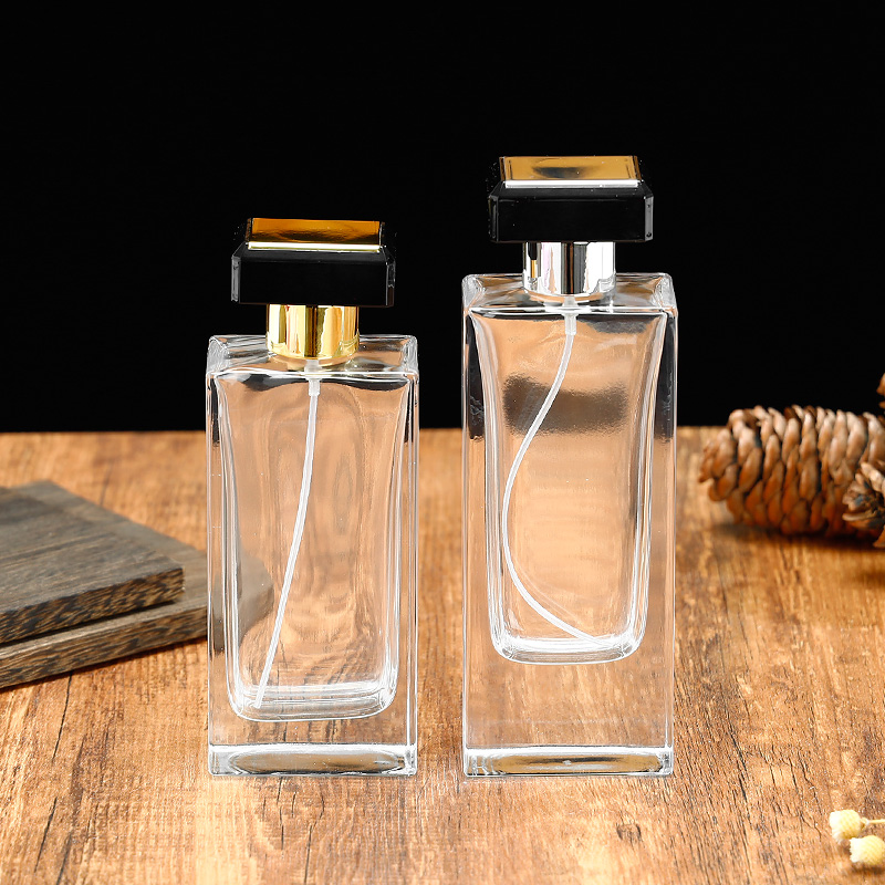 Botella de perfume de vidrio de 100 ml con diseño moderno