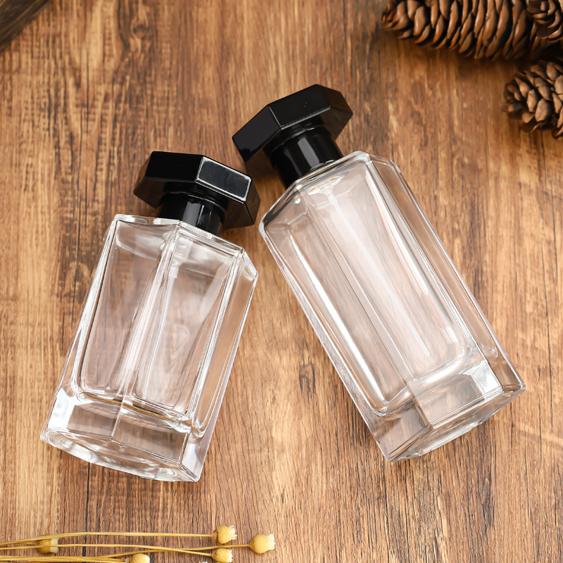 Refillable 100ml Perfume Bottle With Frosted Glass Finish