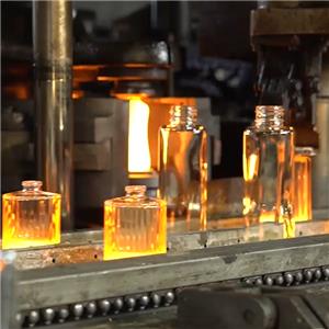 Why Choosing the Right Perfume Bottle Supplier Matters