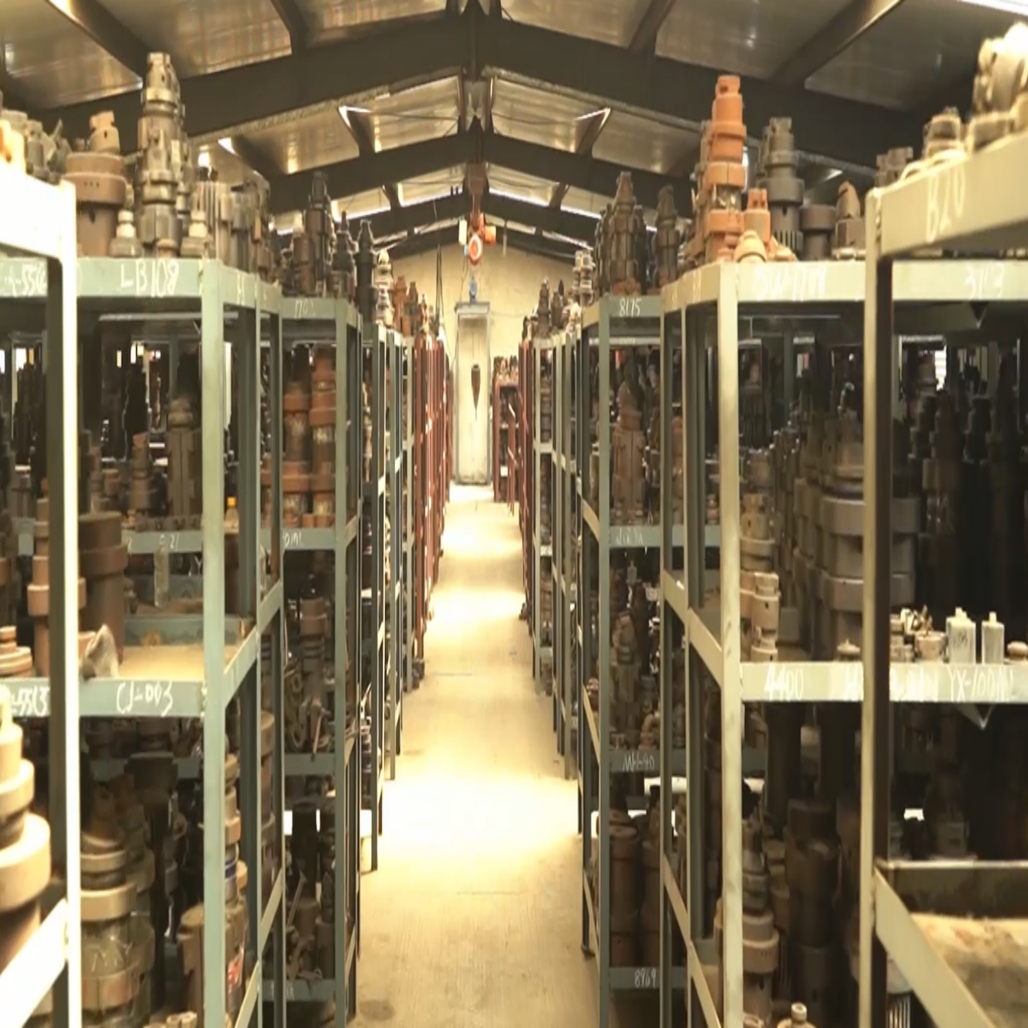 how bottle molds are made