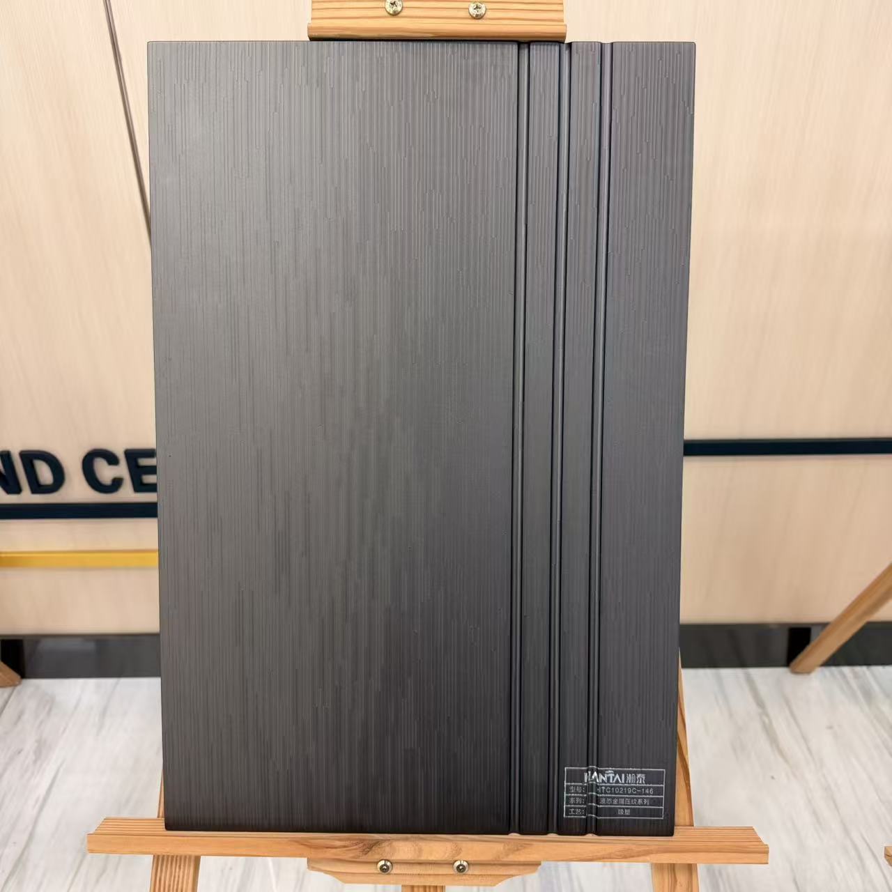 از نظر زیبایی‌شناسی خوشایند یا کاربردی؟ فیلم‌های تزئینی PVC طرح چوب همگی موجود هستند.