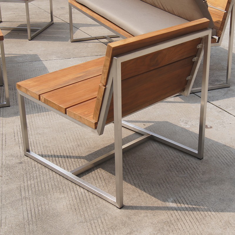 outdoor couch and love seat